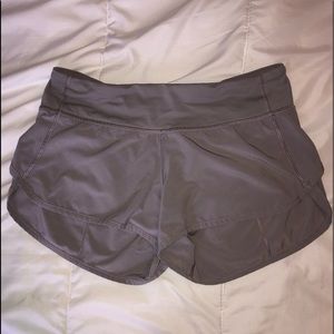 Lululemon size 4